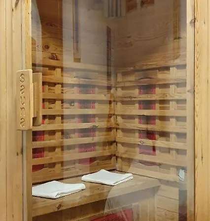 2 Floors, Sauna/jacuzzi, Max 6 People 克拉科夫